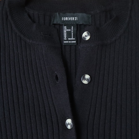Forever 21 Ribbed Black Button Down Top NWOT - Picture 3 of 6